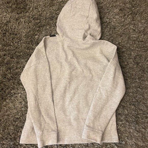 Under Armour Women’s Hoodie, size medium - Picture 3 of 3